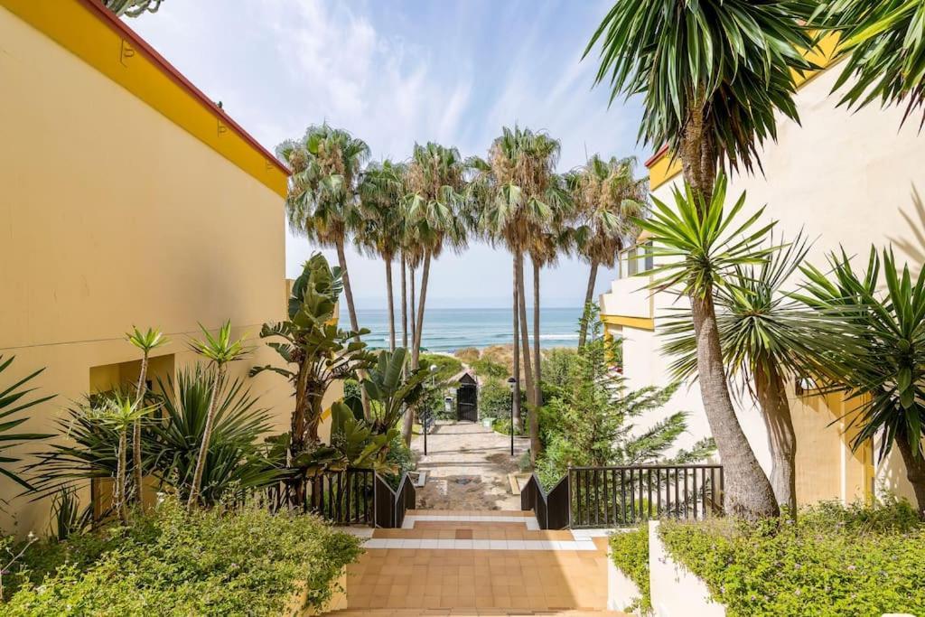 Oleholidays 1133 Romana Playa Primera Linea Playa Marbella Bagian luar foto