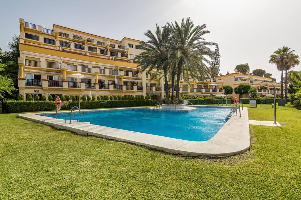 Oleholidays 1133 Romana Playa Primera Linea Playa Marbella Bagian luar foto