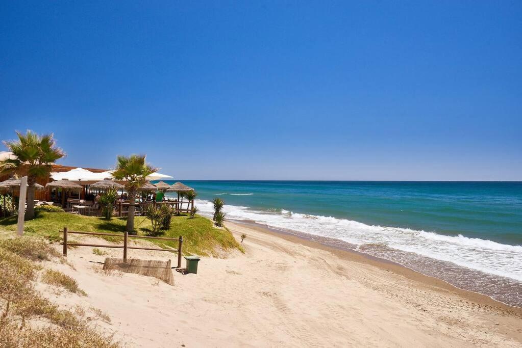 Oleholidays 1133 Romana Playa Primera Linea Playa Marbella Bagian luar foto