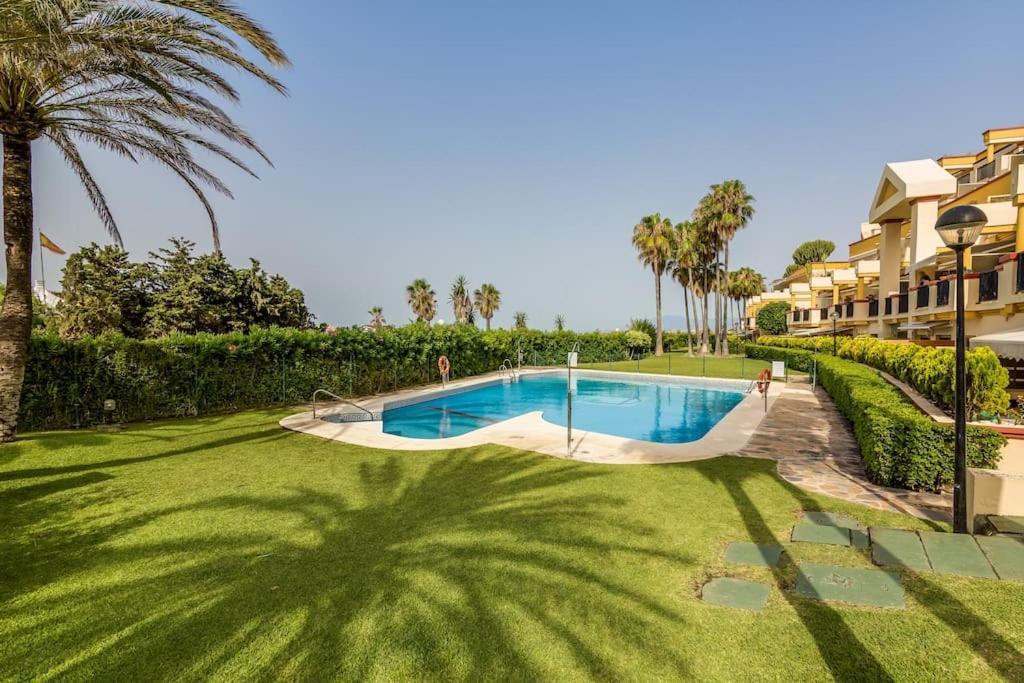 Oleholidays 1133 Romana Playa Primera Linea Playa Marbella Bagian luar foto